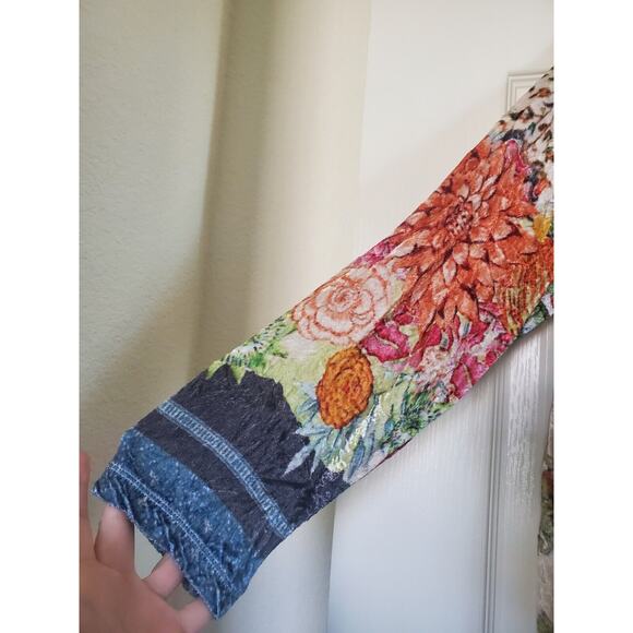 Soft Surroundings Multicolor Floral Patchwork Crushed Velvet Ashbury Top Sz PS - Picture 5 of 11